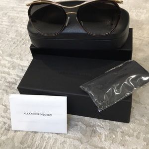 ALEXANDER MCQUEEN SUNGLASSES